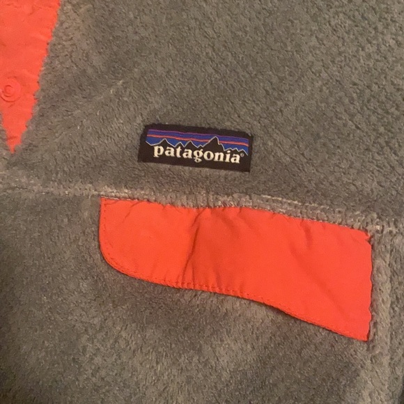 Patagonia Quarter Zip - Picture 2 of 4